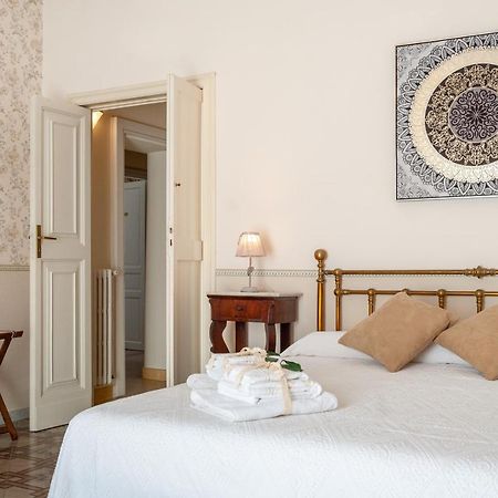 B&B Risveglio Col Rosone Лечче Экстерьер фото