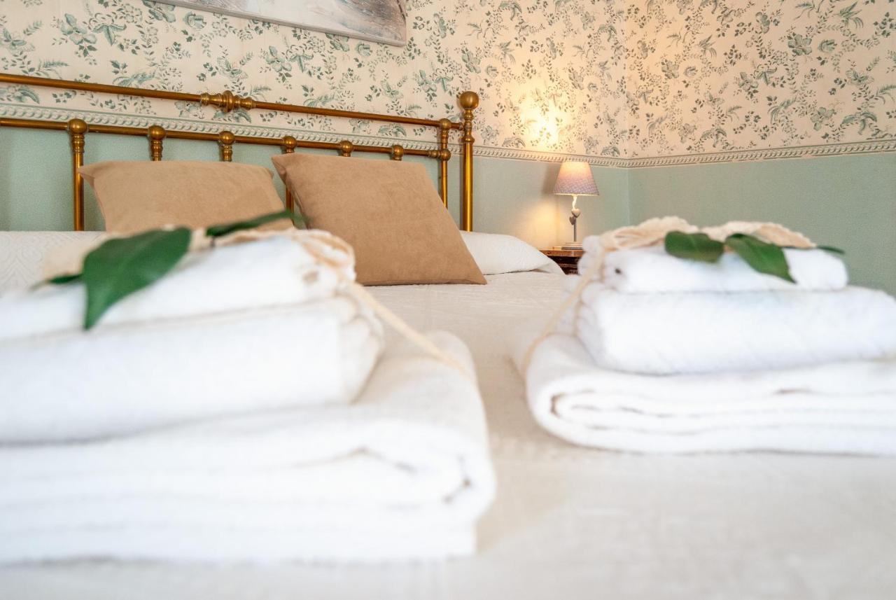 B&B Risveglio Col Rosone Лечче Экстерьер фото